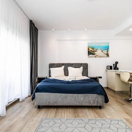 Laguna Stefan Building Apartment